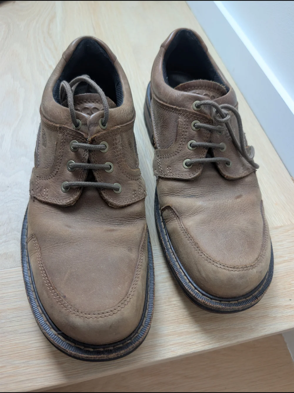 Ecco Fusion Brown Leather Lace-Up Men's Casual Dress Shoes
